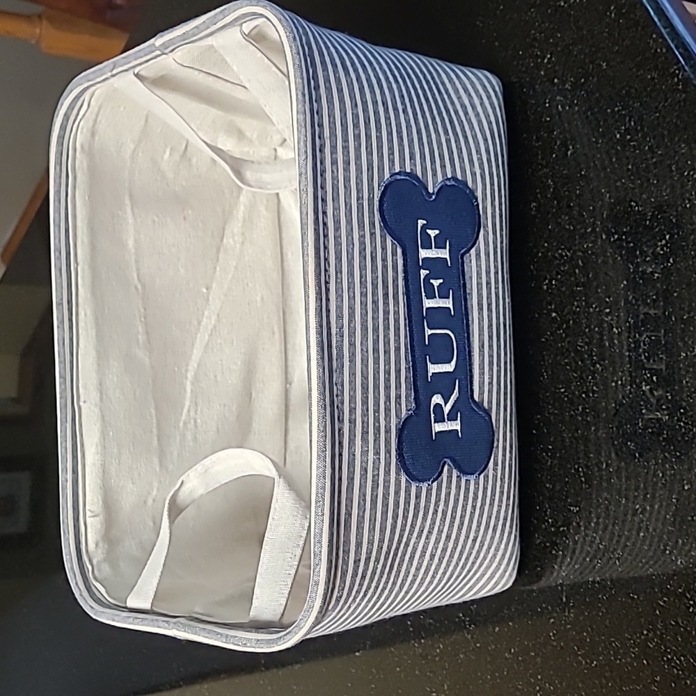 Canvas Basket w/Handles
